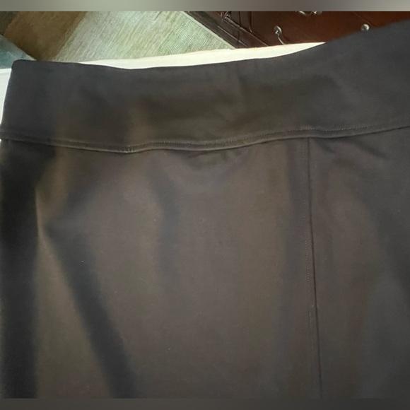 WORTHINGTON A LINE BLACK SKIRT WITH FRONT SIDE SLIT. SIZE XL - Picture 4 of 10